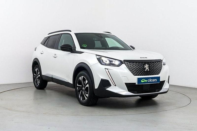 Usado Peugeot 2008 Allure 101 CV (74 kW) 2023 Blanco SUV