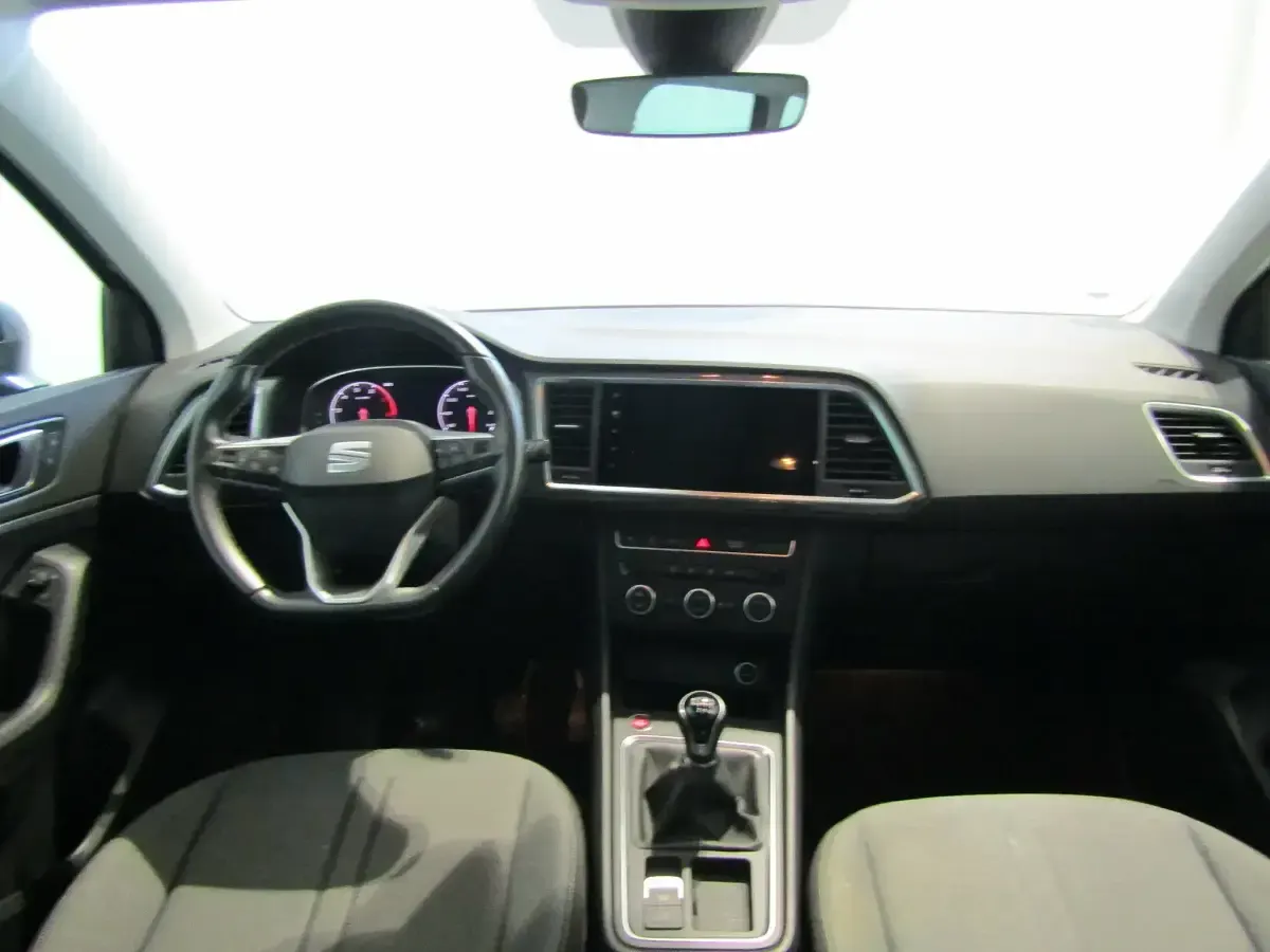 Usado Seat Ateca Style 150 CV (110 kW) 2022 Gris SUV