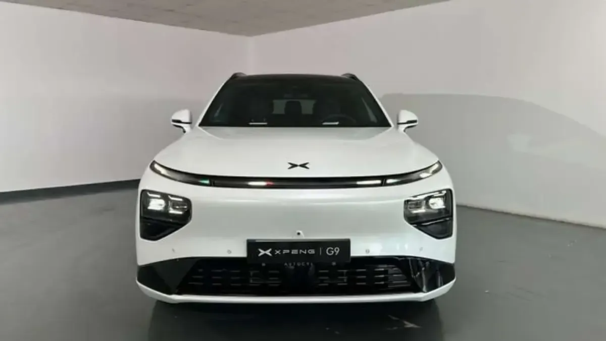 Usado XPENG G9 AWD Performance 422 kW (575 CV) 2025 Blanco SUV