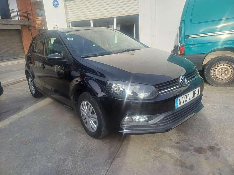 Usado VW Polo Edition 60 CV (44 kW) 2015 Negro Utilitario