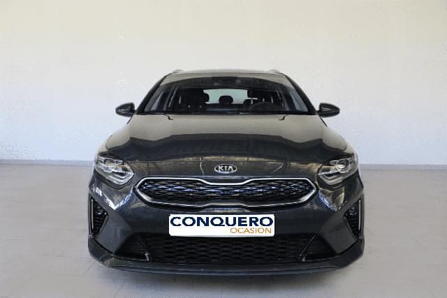 Usado Kia Ceed 141 CV (103 kW) 2022 Oscuro Utilitario