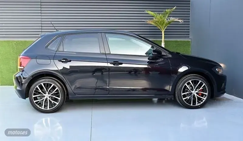 Usado VW Polo Edition 80 CV (58 kW) 2019 Negro Utilitario