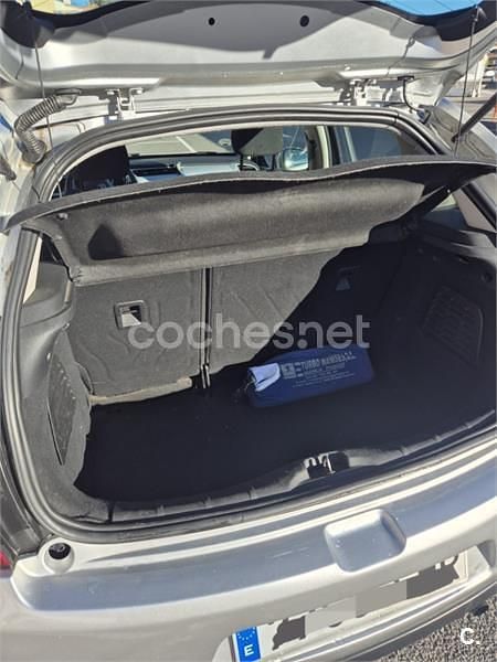 Käytetty Citroën C3 Exclusive 70 HP (51 kW) 2010 Harmaa Sedan