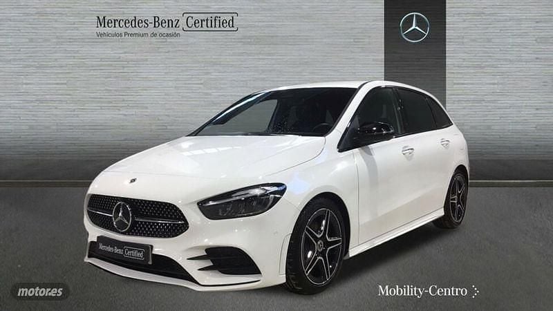 Blanco polar pintura unicolor Usado 2023 Mercedes B200 AMG line Monovolumen | 29.900 € (Precio justo) - Imagen 1/4