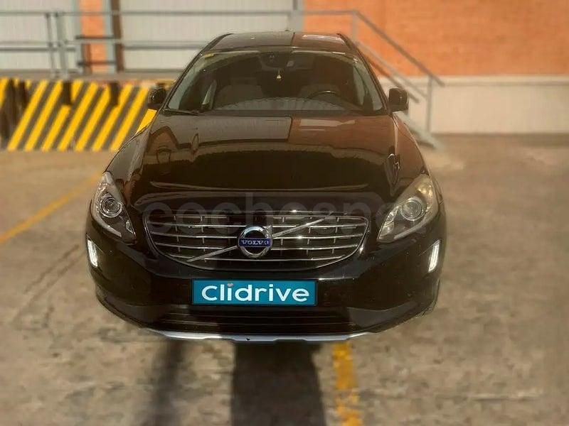 Usado Volvo XC60 Kinetic 136 CV (100 kW) 2014 Negro SUV