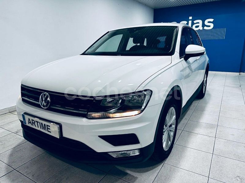 Usado VW Tiguan Edition 125 CV (91 kW) 2017 Blanco SUV