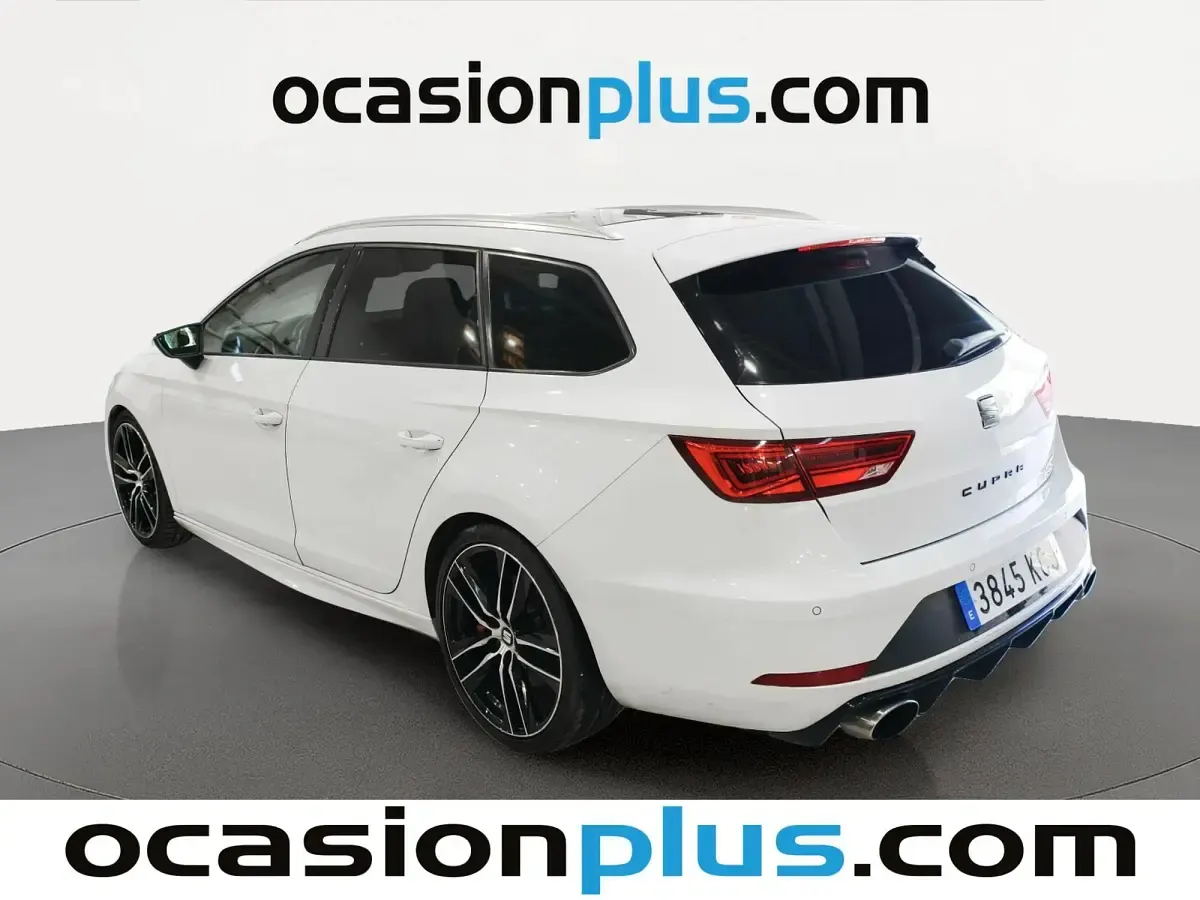 Usado Seat Leon 4Drive 300 CV (220 kW) 2017 Blanco Utilitario