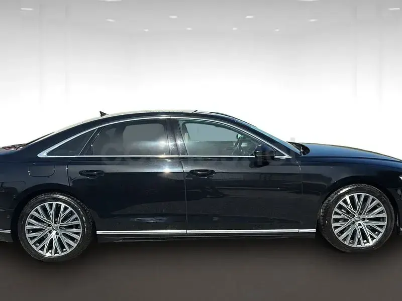 Usado Audi A8 340 CV (250 kW) 2018 Negro Berlina