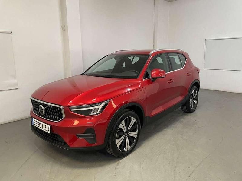 Usado Volvo XC40 Plus 211 CV (155 kW) 2022 Rojo SUV