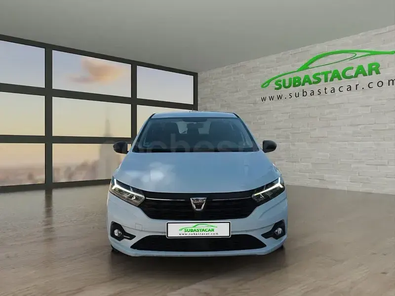 Usado Dacia Sandero Essentiel 101 CV (74 kW) 2021 Blanco Berlina
