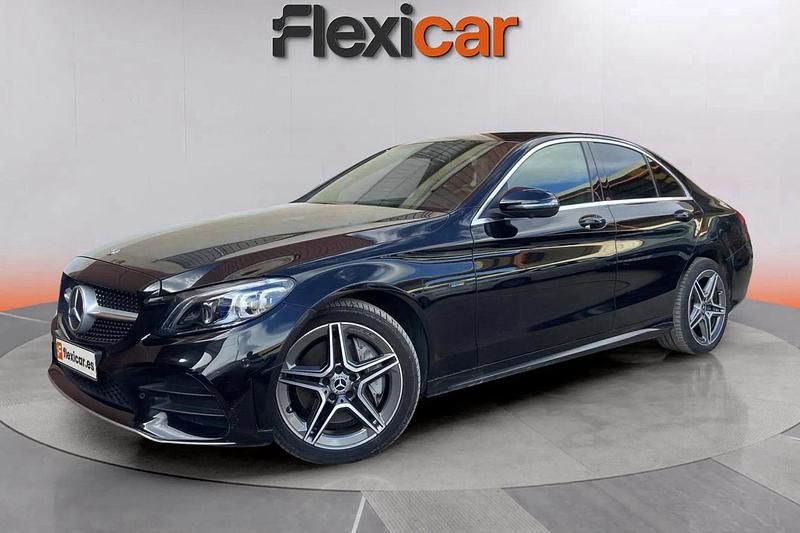 Usado Mercedes C300e 306 CV (225 kW) 2020 Negro Berlina