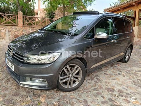 Gris / plata Usado 2016 VW Touran Sportline Monovolumen | 18.500 € (Precio justo) - Imagen 1/4