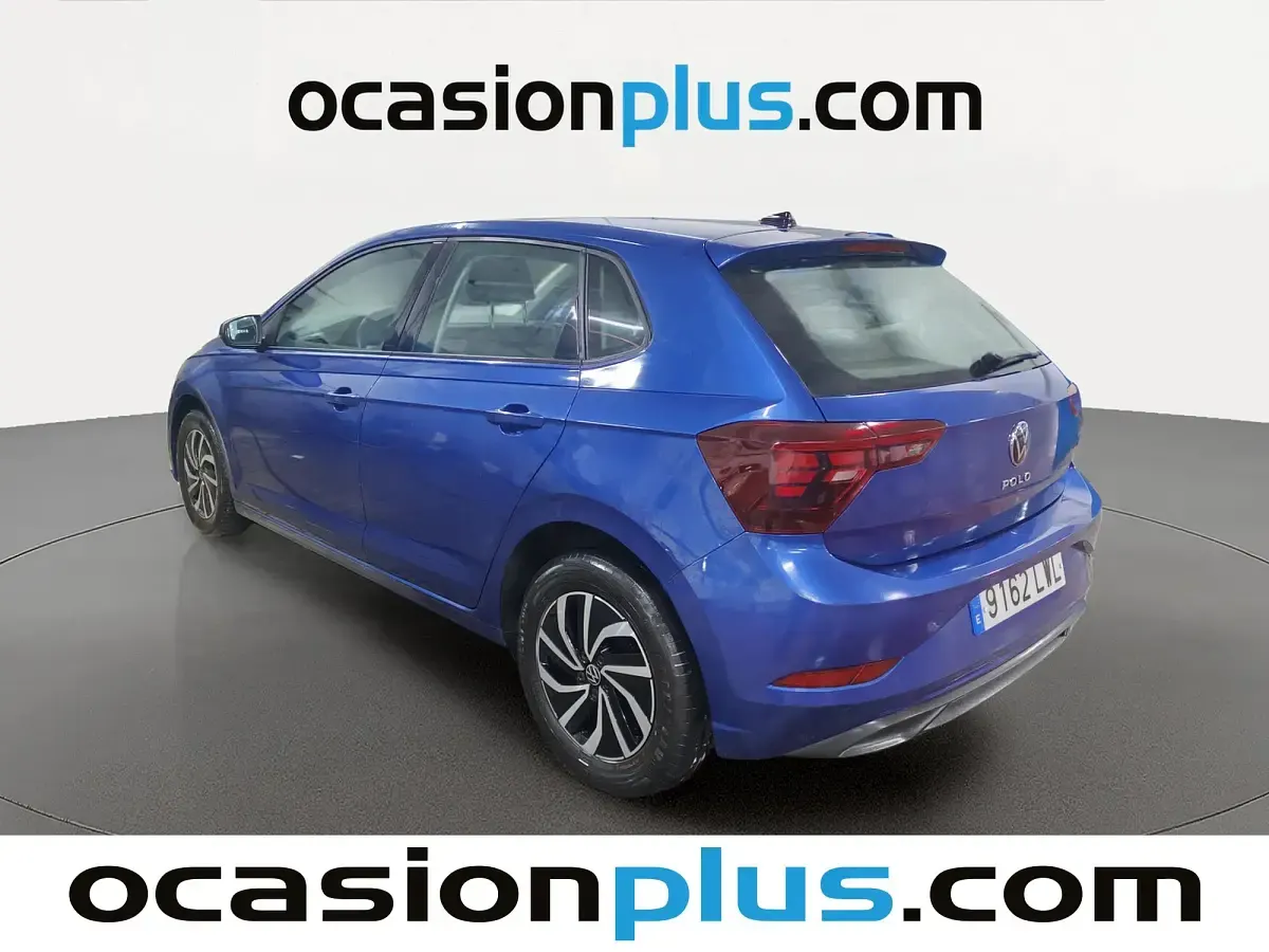 Usado VW Polo Life 95 CV (69 kW) 2022 Azul Utilitario