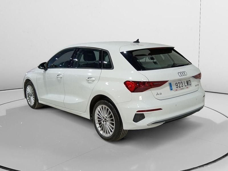 Usado Audi A3 Advanced 116 CV (85 kW) 2022 Blanco Berlina