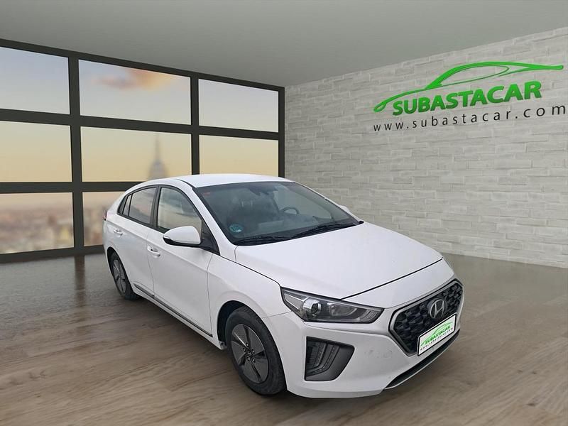 Usado Hyundai Ioniq 141 CV (103 kW) 2021 Blanco Utilitario