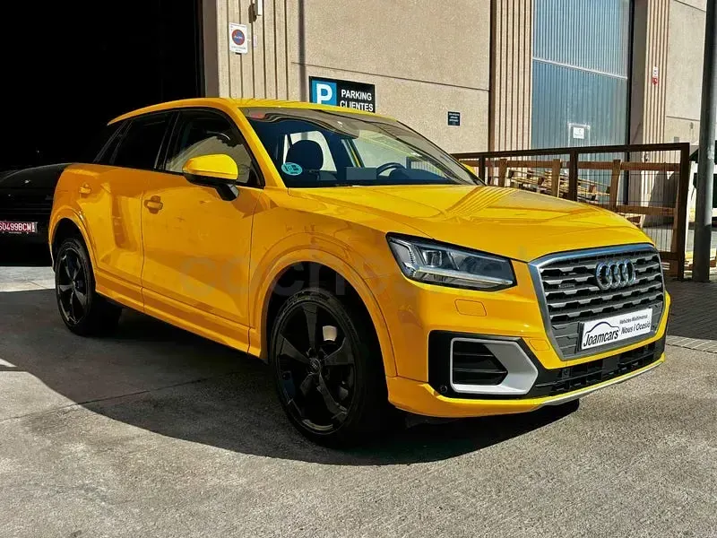 Usado Audi Q2 Sport 190 CV (139 kW) 2017 Amarillo SUV