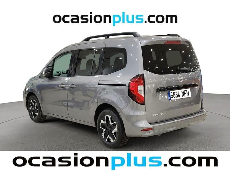 Usado Nissan Townstar N-Connecta 130 CV (95 kW) 2022 Gris plata Van