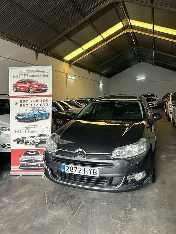 Usado Citroën C5 140 CV (102 kW) 2014 Gris Familiar