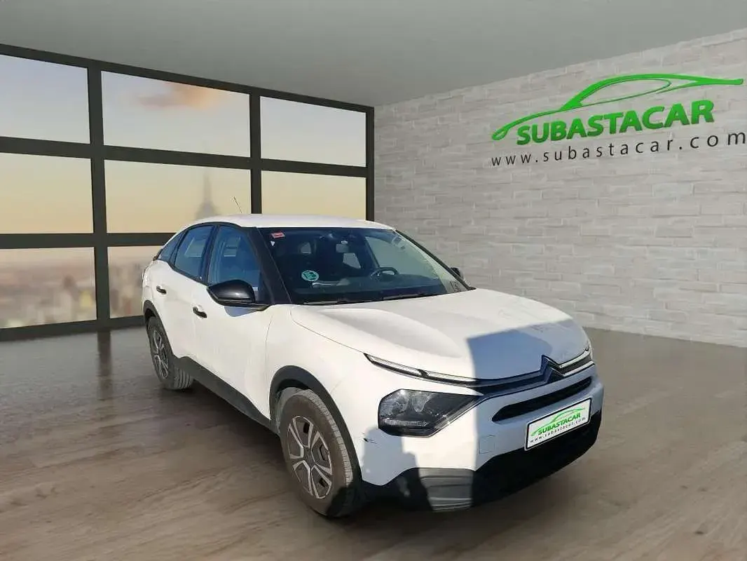 Usado Citroën C4 Live 110 CV (80 kW) 2021 Blanco Berlina