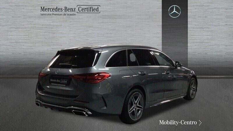 Usado Mercedes C300 AMG line 312 CV (229 kW) 2024 Selenitgrey  metallic paint Familiar