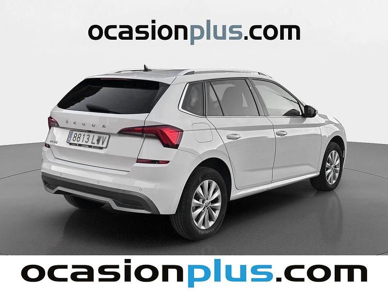 Usado Skoda Kamiq Ambition 110 CV (80 kW) 2022 Blanco SUV
