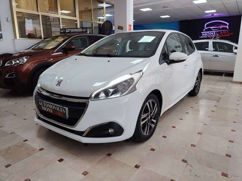 Blanco Usado 2019 Peugeot 208 Signature Sky Utilitario | 8750 € (Precio justo) - Imagen 1/4