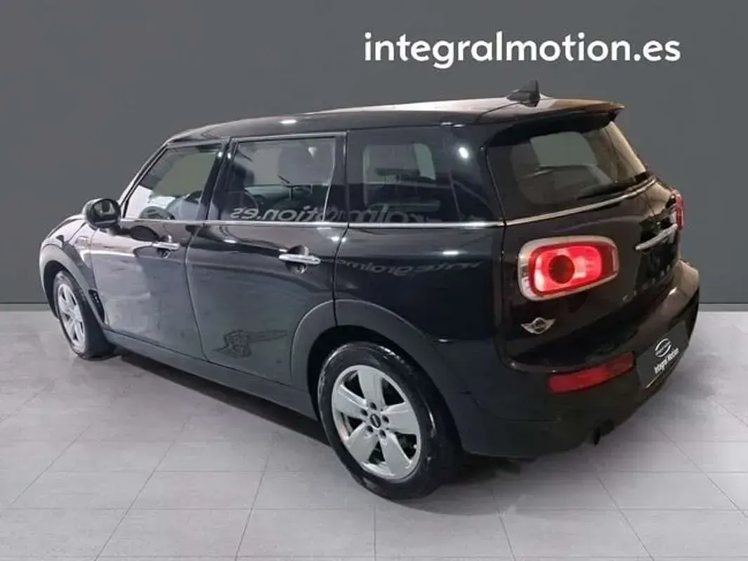 Usado Mini John Cooper Works Clubman 116 CV (85 kW) 2017 Negro Familiar