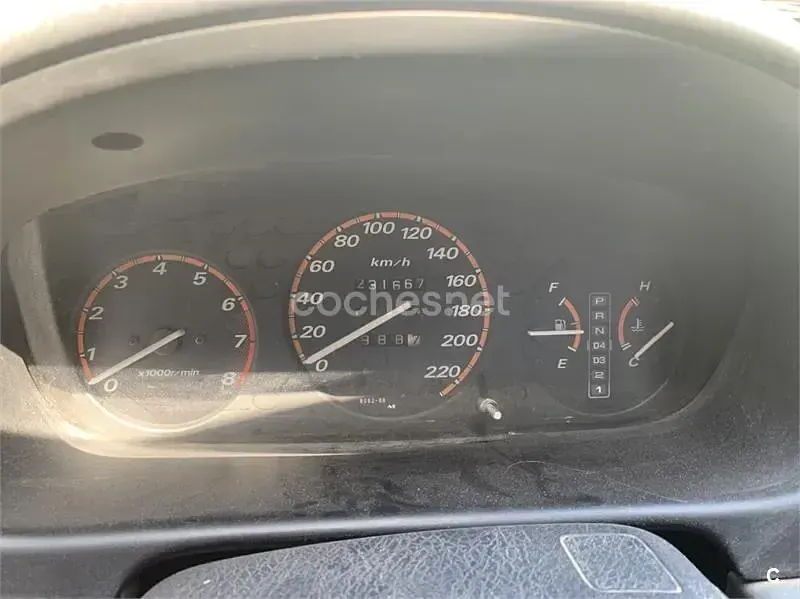 Usado Honda CR-V 128 CV (94 kW) 1998 Gris / plata SUV