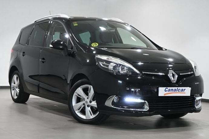 Usado Renault Grand Scénic III Dynamique 131 CV (96 kW) 2014 Negro Monovolumen