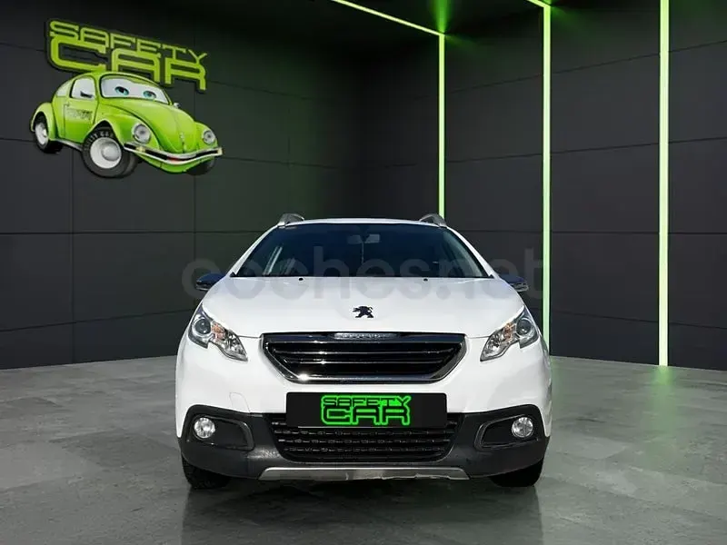 Usado Peugeot 2008 Style 100 CV (73 kW) 2016 Blanco SUV