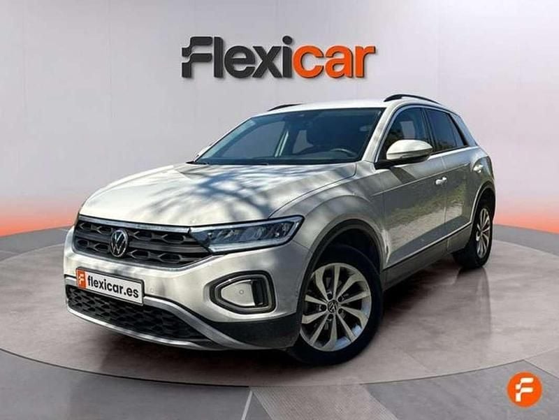Usado VW T-Roc Advance 116 CV (85 kW) 2022 Beige SUV