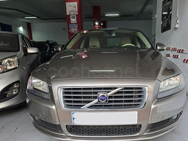 Usado Volvo S80 Executive 185 CV (136 kW) 2007 Gris / plata Berlina