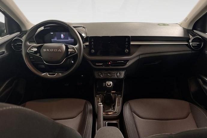 Usado Skoda Fabia Selection 95 CV (69 kW) 2025 Utilitario