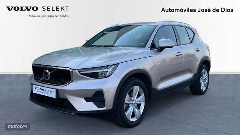 Gris Usado 2024 Volvo XC40 Core SUV | 33.900 € (Super precio) - Imagen 1/4