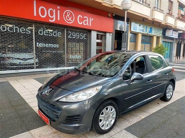 Gris / plata Usado 2010 Peugeot 207 Berlina | 6000 € (Un poco caro) - Imagen 1/4