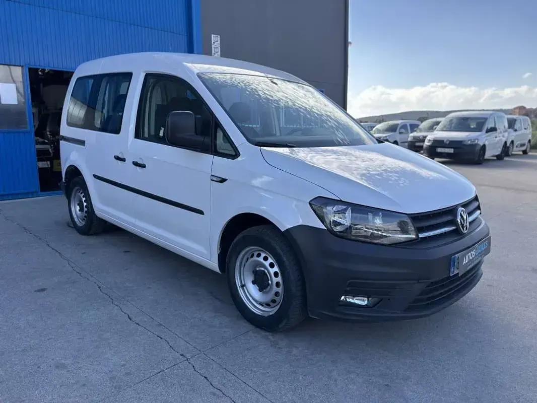 Usado VW Caddy Business 75 CV (55 kW) 2019 Blanco Monovolumen