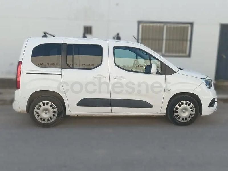 Usado Opel Combo Life Expression 102 CV (75 kW) 2019 Blanco Monovolumen