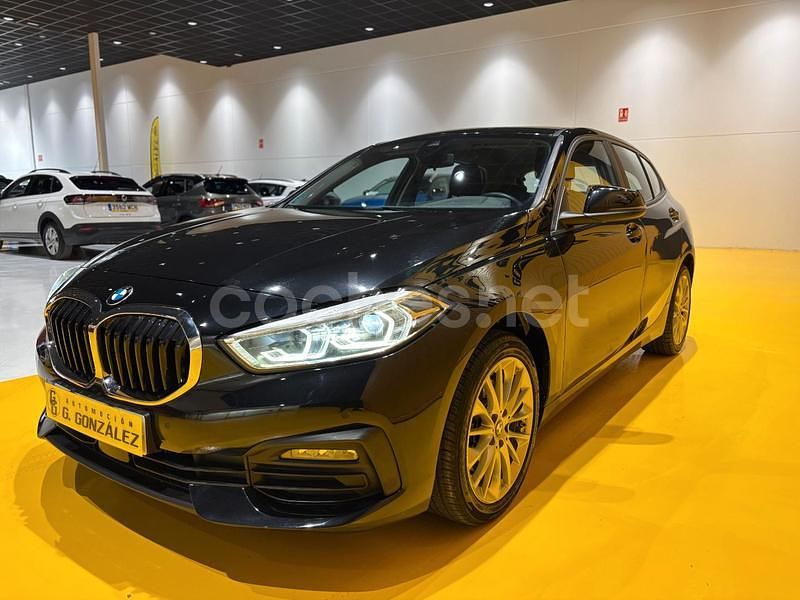 Usado BMW 118 Sport Line 136 CV (100 kW) 2023 Negro Utilitario