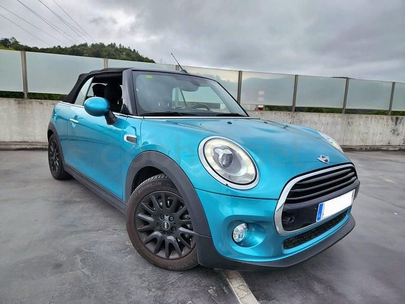 Usado Mini One Cabriolet 102 CV (75 kW) 2017 Verde Descapotable