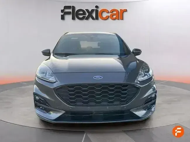 Usado Ford Kuga ST-Line 120 CV (88 kW) 2024 Gris SUV