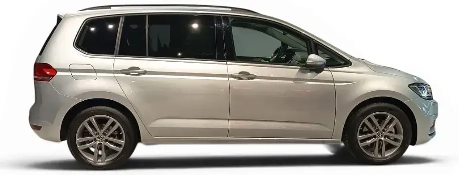 Usado VW Touran 150 CV (110 kW) 2025 Monovolumen