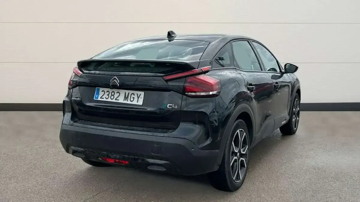 Brugt Citroën e-C4 100 kW (137 HK) 2023 Sort Sedan