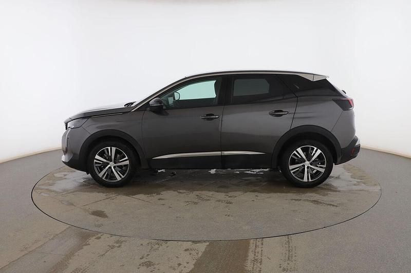 Usado Peugeot 3008 Allure 130 CV (95 kW) 2022 Gris SUV