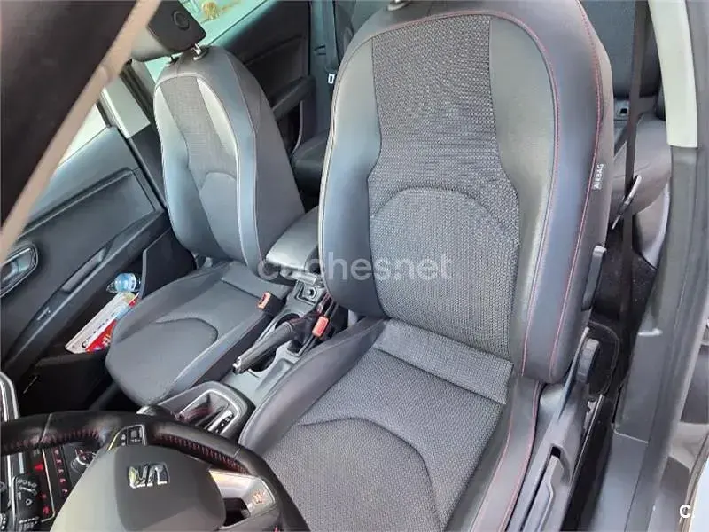 Usado Seat Leon ST FR 180 CV (132 kW) 2015 Marrón Familiar