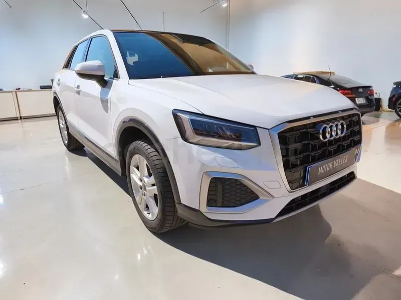Usado Audi Q2 Advanced Plus 116 CV (85 kW) 2023 Blanco SUV