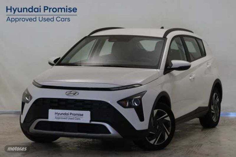 Atlas white Usado 2022 Hyundai Bayon SUV | 16.900 € (Un poco caro) - Imagen 1/4