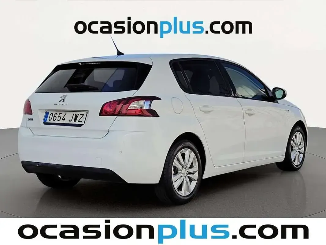 Usado Peugeot 308 Style 110 CV (80 kW) 2017 Blanco Utilitario