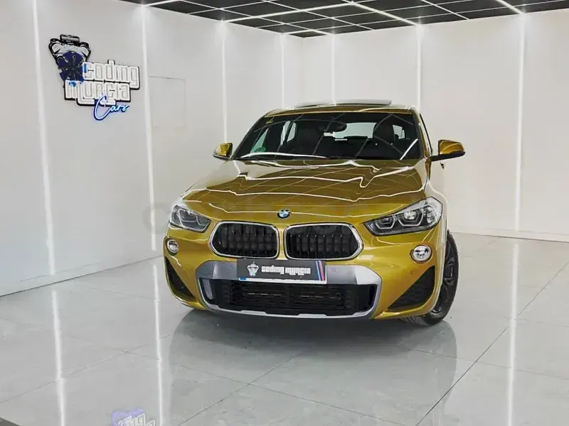 Usado BMW X2 Comfort Edition 192 CV (141 kW) 2018 Amarillo SUV