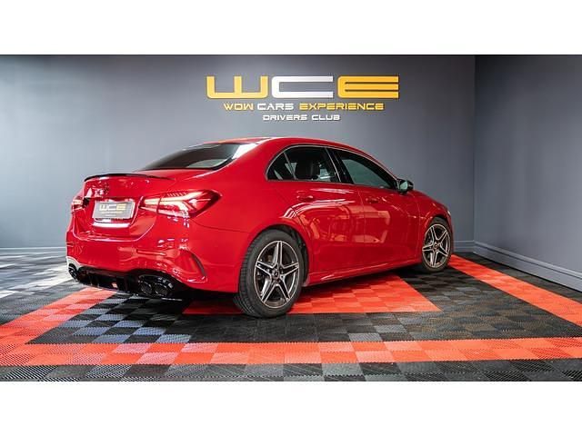 Usado Mercedes A180 116 CV (85 kW) 2020 Rojo Utilitario