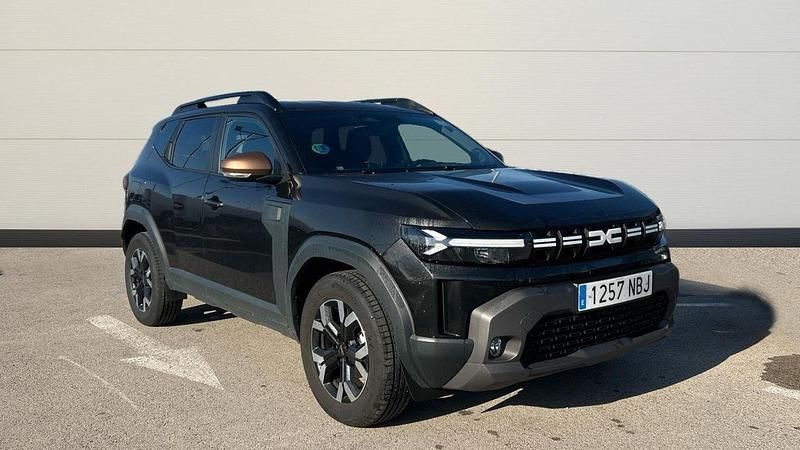 Gris / plata Usado 2025 Dacia Duster Extreme SUV | 23.900 € (Precio justo) - Imagen 1/4